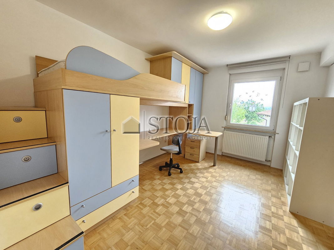 Location: Ljubljana City, Šiška, Podutik