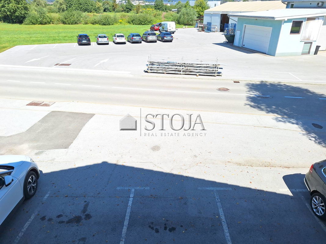 Lokacija: Ljubljana okolica, Grosuplje, Ponova Vas
