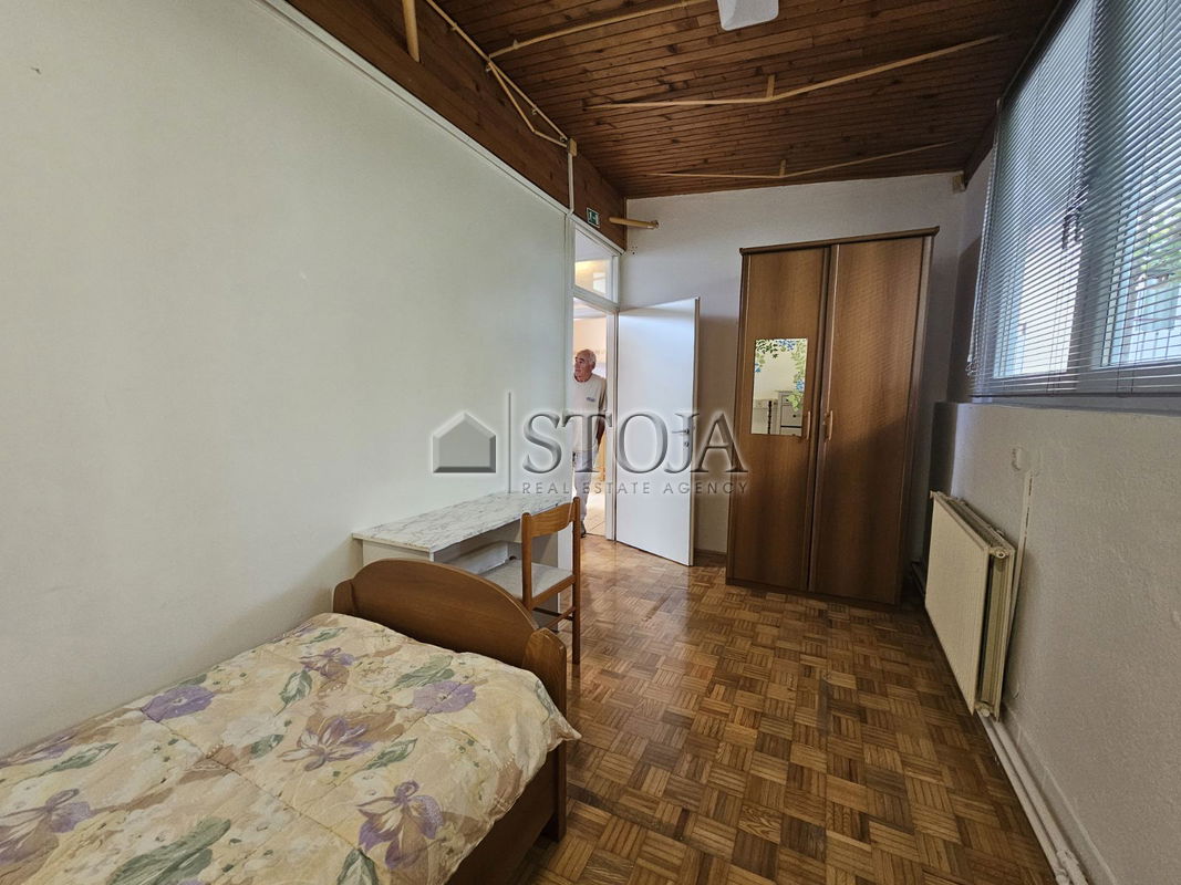 Location: Ljubljana City, Šiška, Šentvid