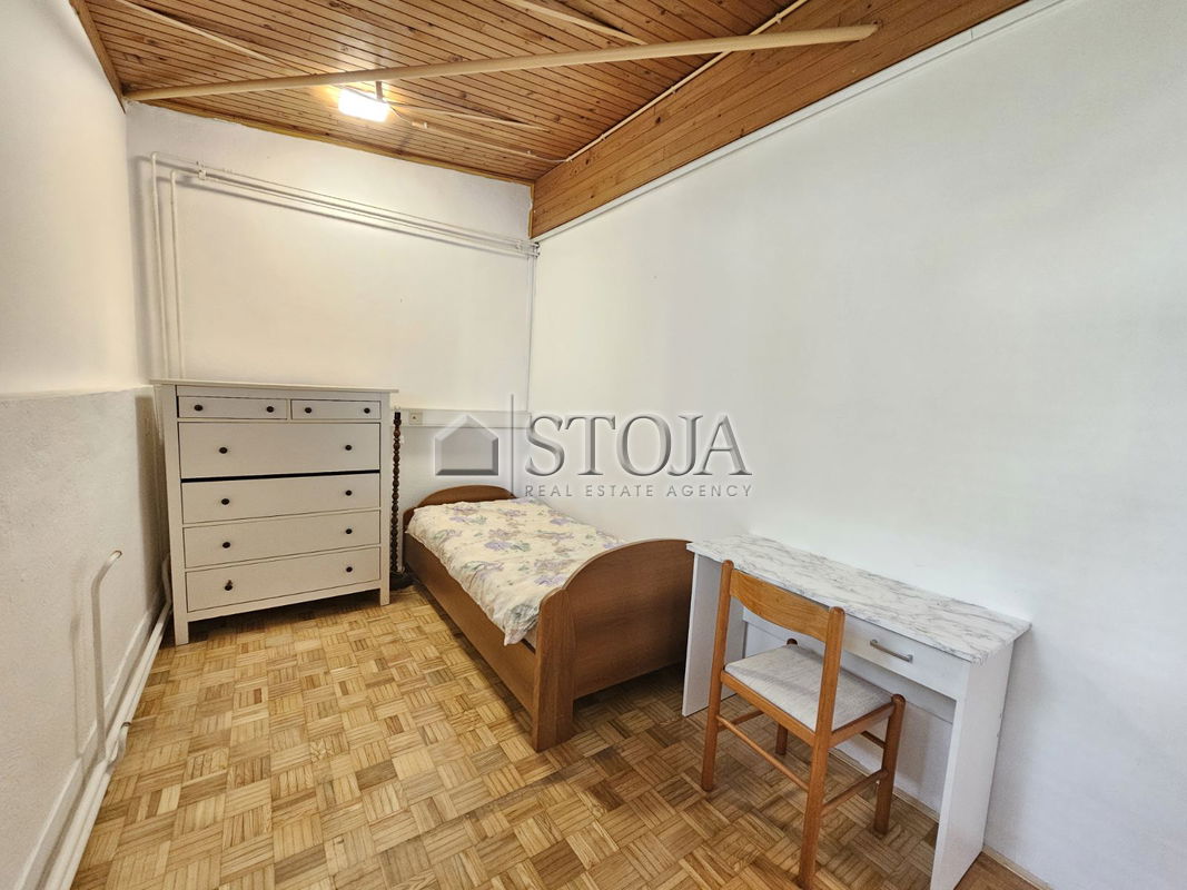Location: Ljubljana City, Šiška, Šentvid