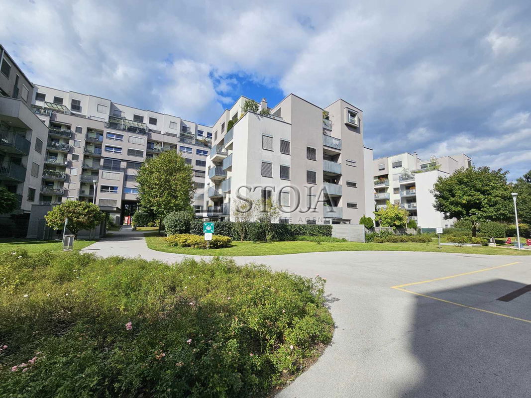 Location: Ljubljana City, Moste-Polje, BTC