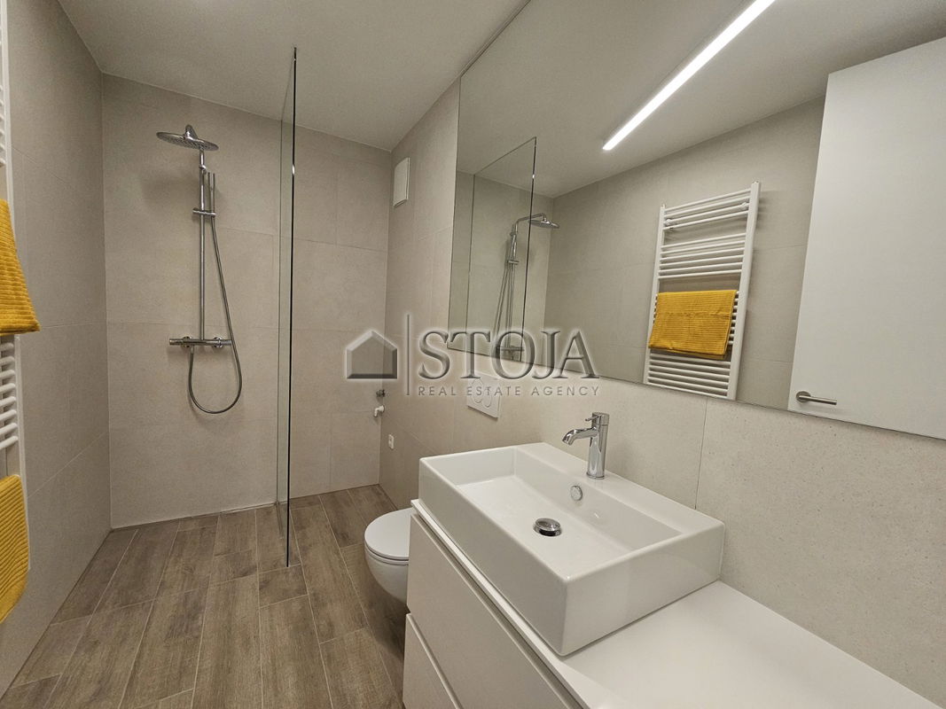 Lokacija: Ljubljana mesto, Šiška, Tacen