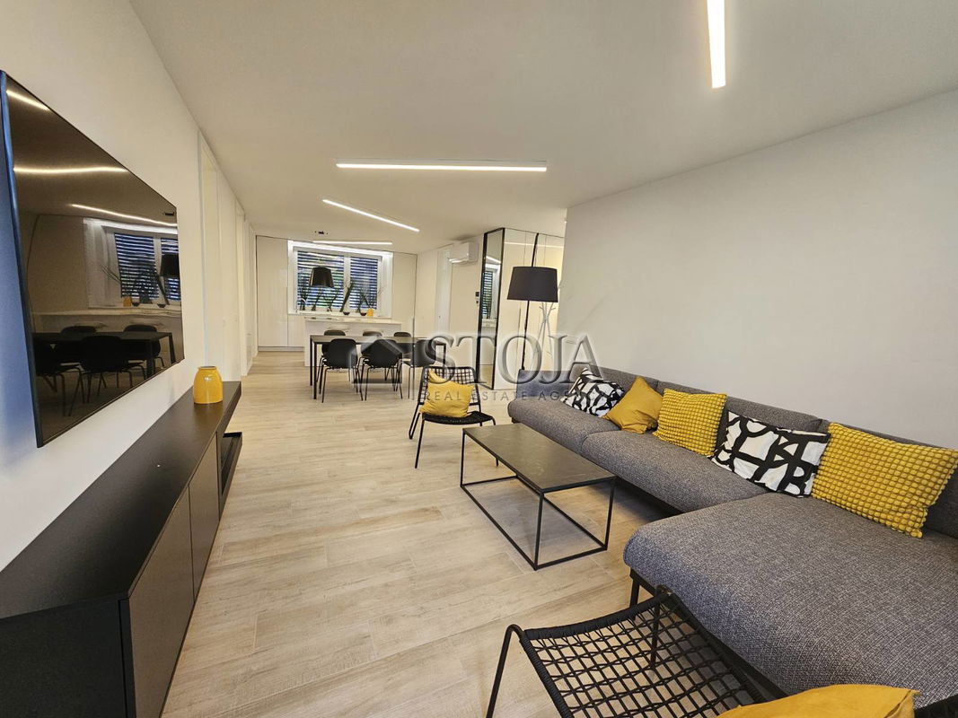 Lokacija: Ljubljana mesto, Šiška, Tacen