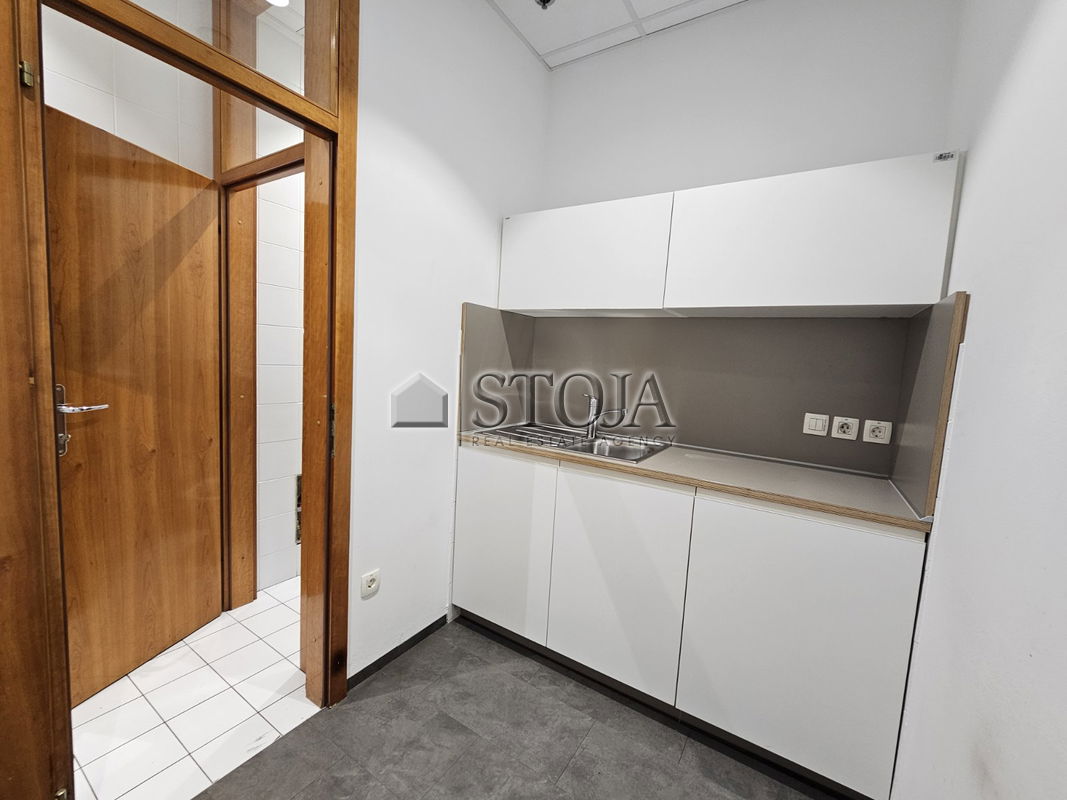 Lokacija: Ljubljana okolica, Trzin, Trzin