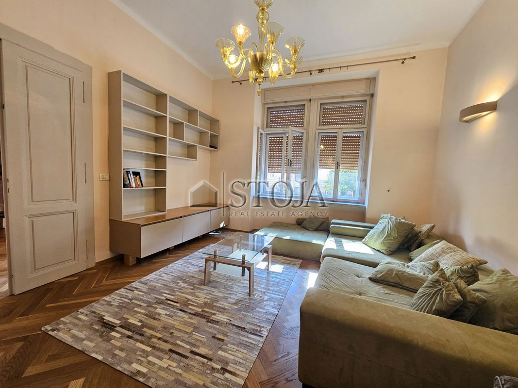 Lokacija: Ljubljana mesto, Center, Center