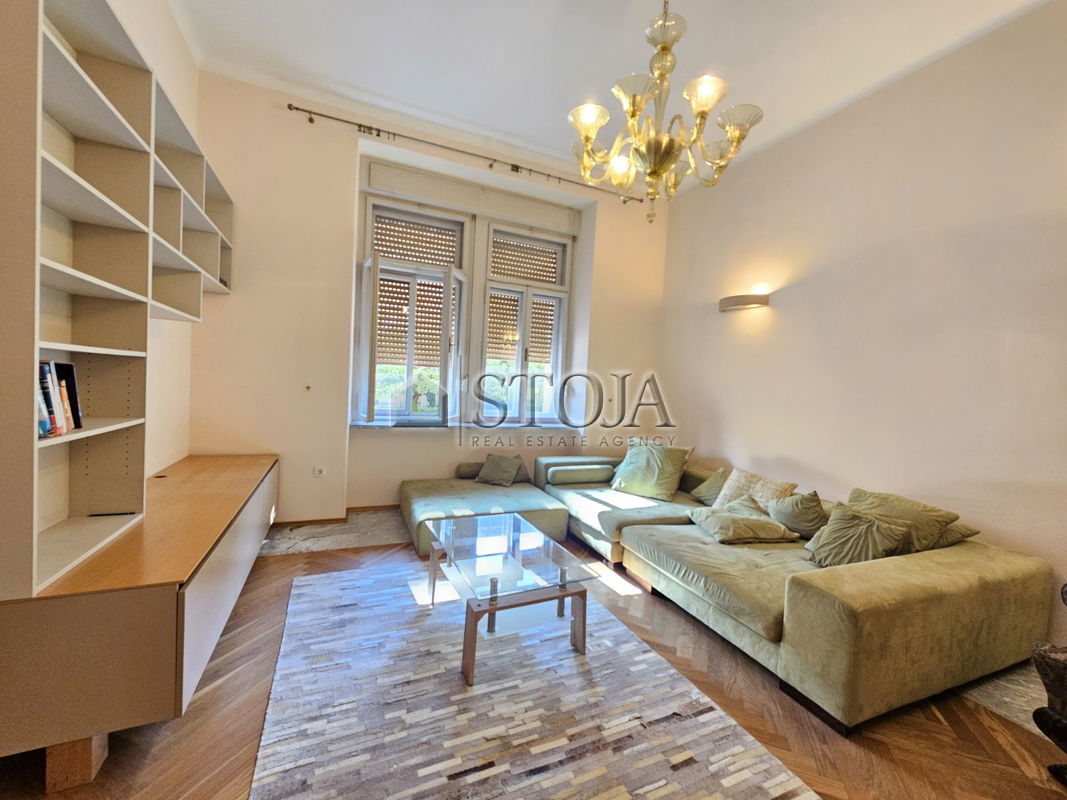 Lokacija: Ljubljana mesto, Center, Center