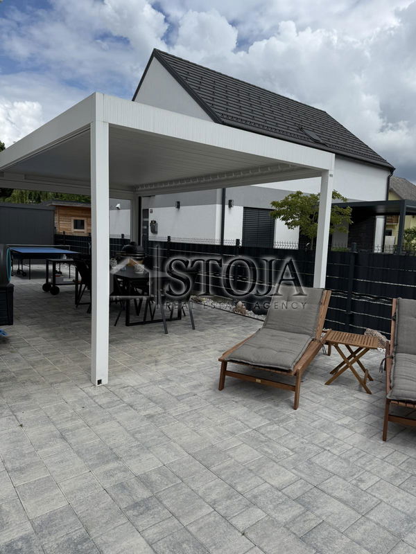 Lokacija: Gorenjska, Kranj, Žabnica