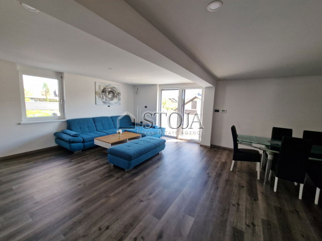 Lokacija: Gorenjska, Kranj, Žabnica