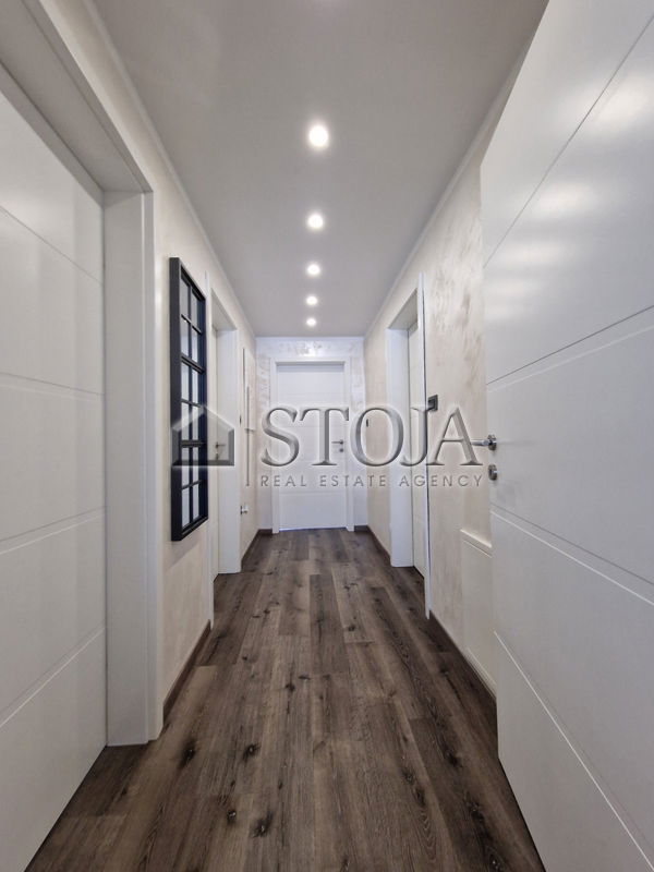 Lokacija: Gorenjska, Kranj, Žabnica