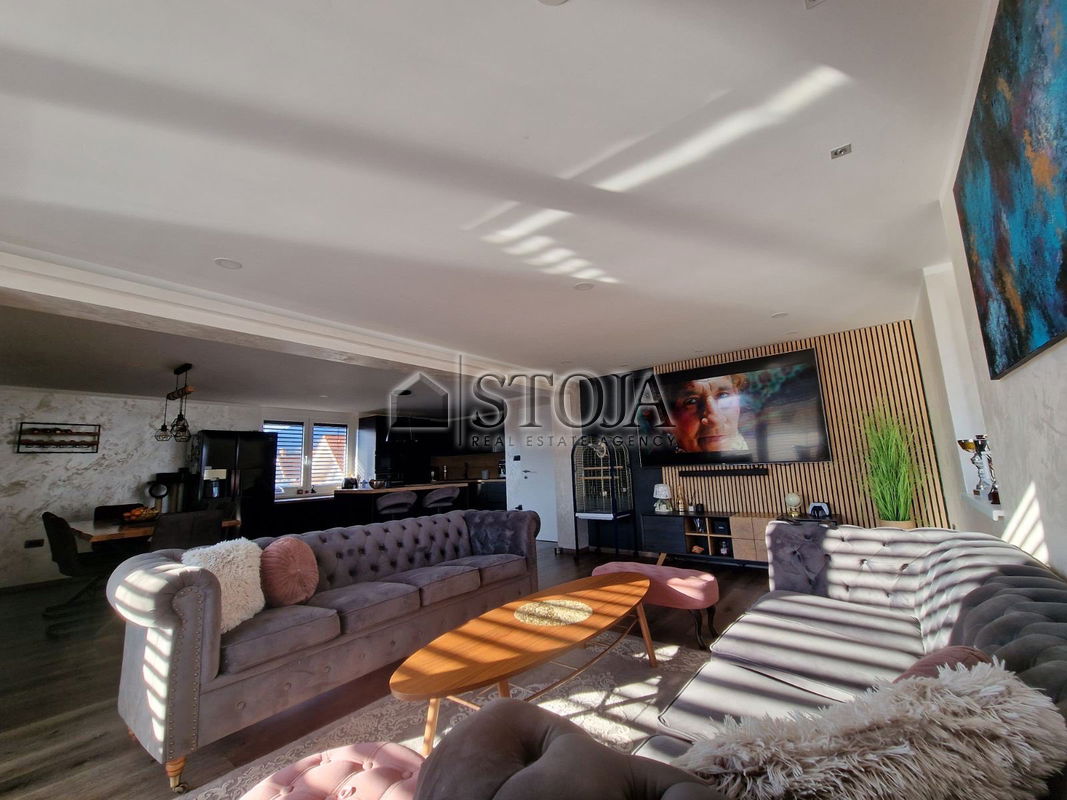 Lokacija: Gorenjska, Kranj, Žabnica