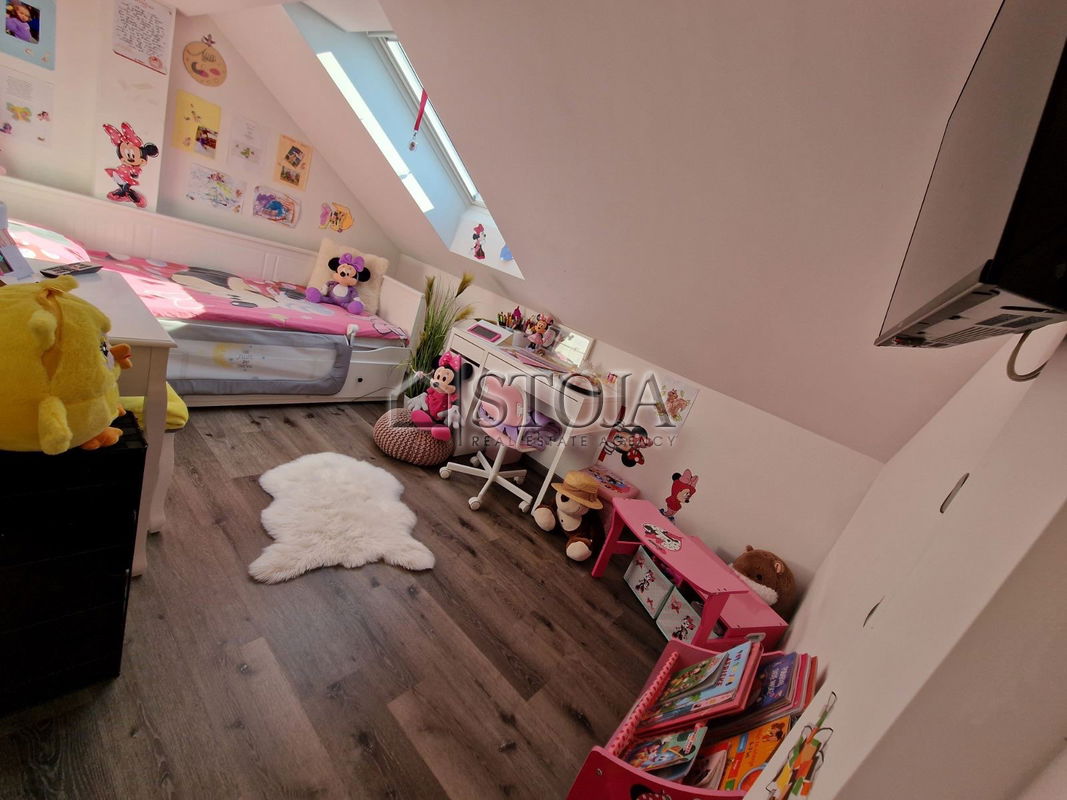 Lokacija: Gorenjska, Kranj, Žabnica