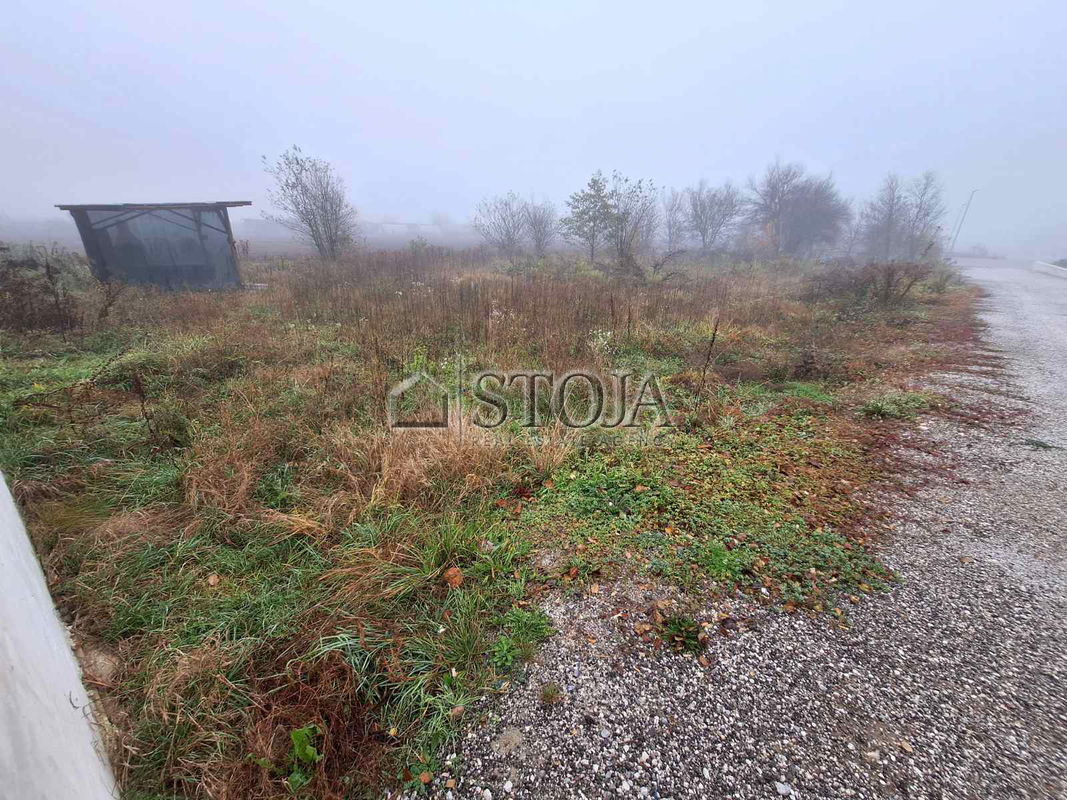 Lokacija: Ljubljana mesto, Moste-Polje, Polje