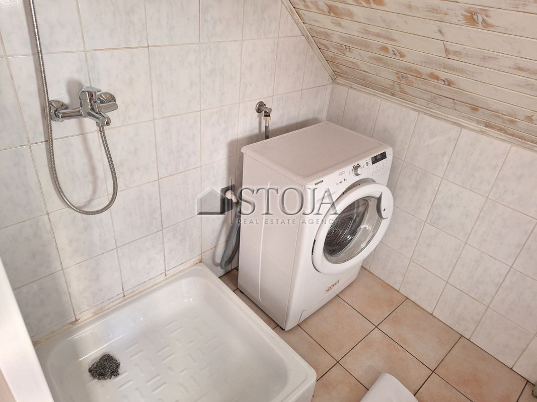 Lokacija: Ljubljana mesto, Moste-Polje, Zadobrova