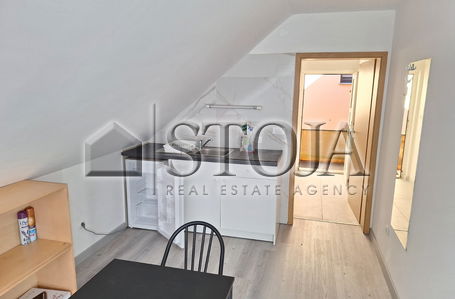 Lokacija: Ljubljana mesto, Moste-Polje, Zadobrova