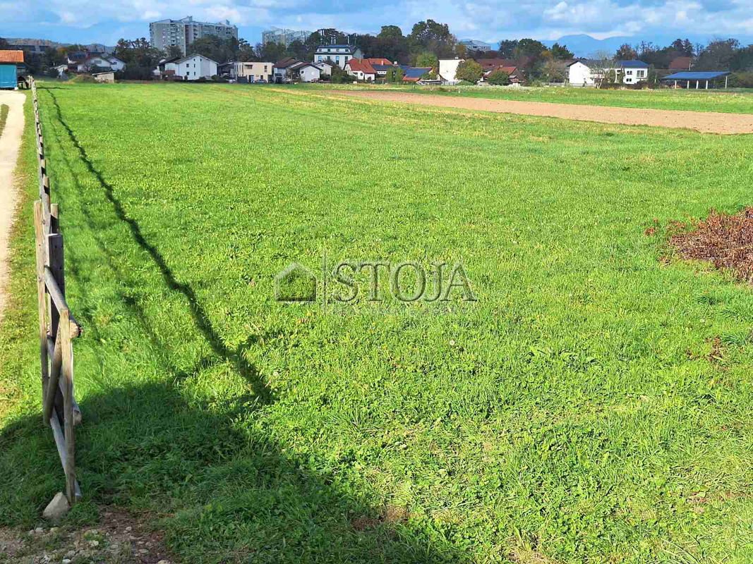 Location: Ljubljana City, Moste-Polje, Sp. Hrušica