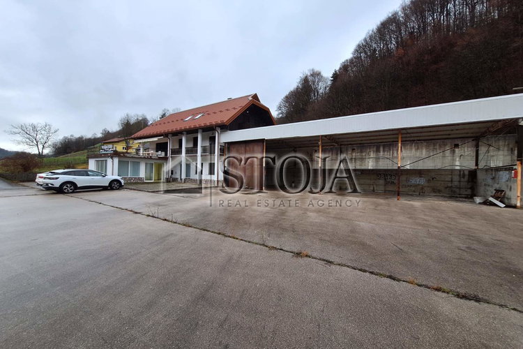 Lokacija: Ljubljana okolica, Lukovica, Spodnje Loke