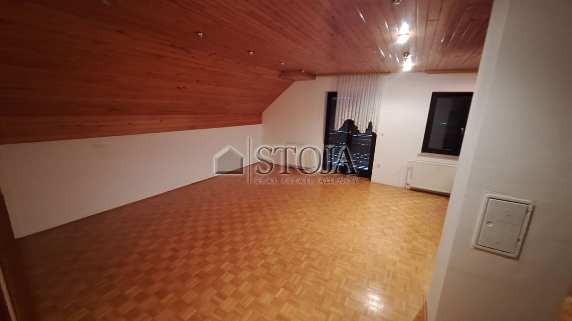 Location: Ljubljana Surroundings, Lukovica, Spodnje Loke