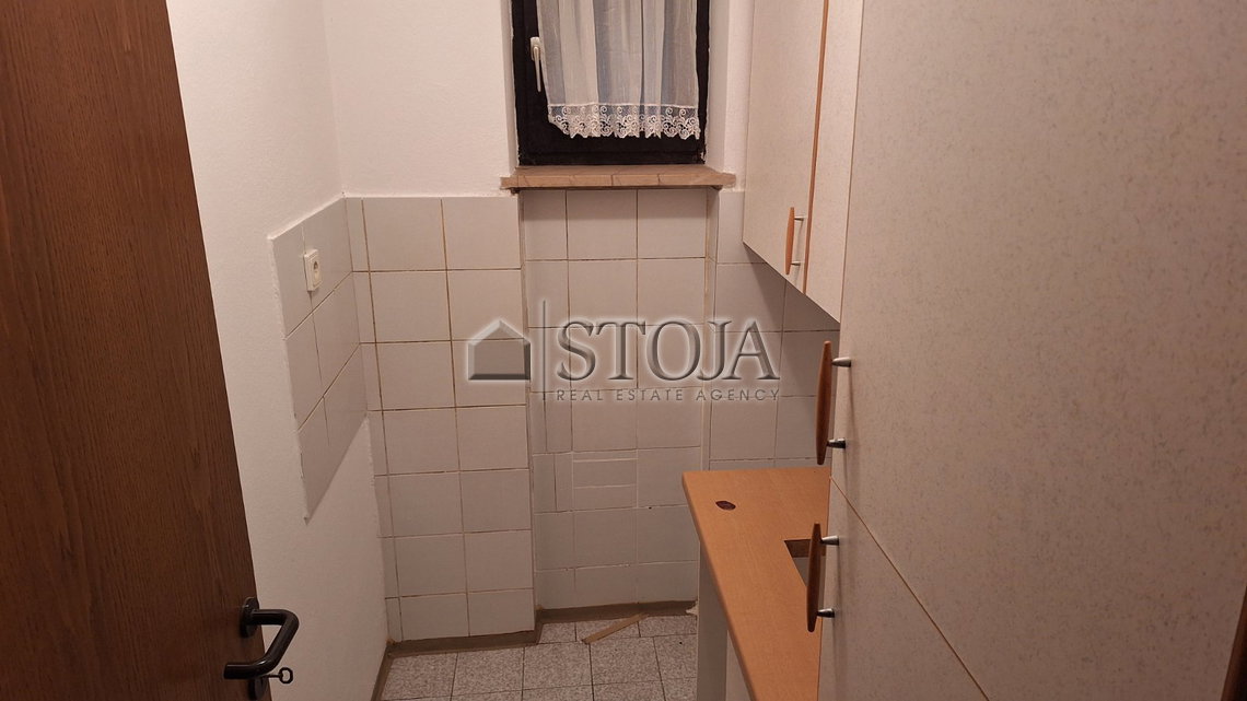 Lokacija: Ljubljana okolica, Lukovica, Spodnje Loke