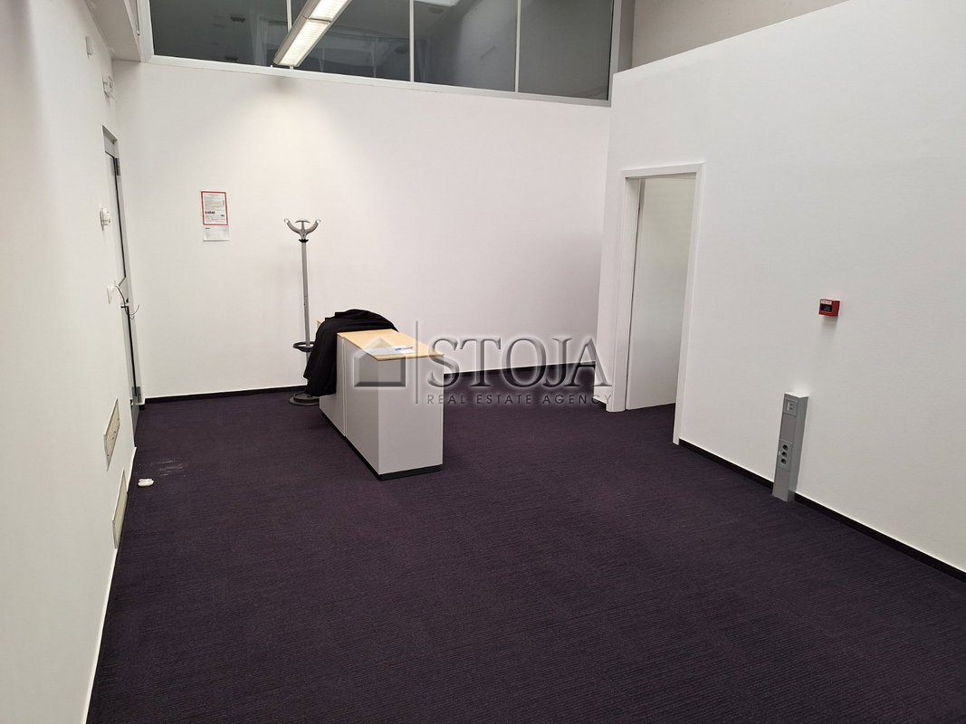 Location: Ljubljana mesto, Moste-Polje, BTC