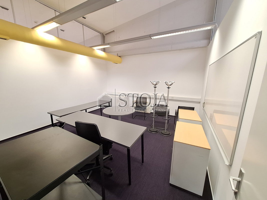 Location: Ljubljana mesto, Moste-Polje, BTC