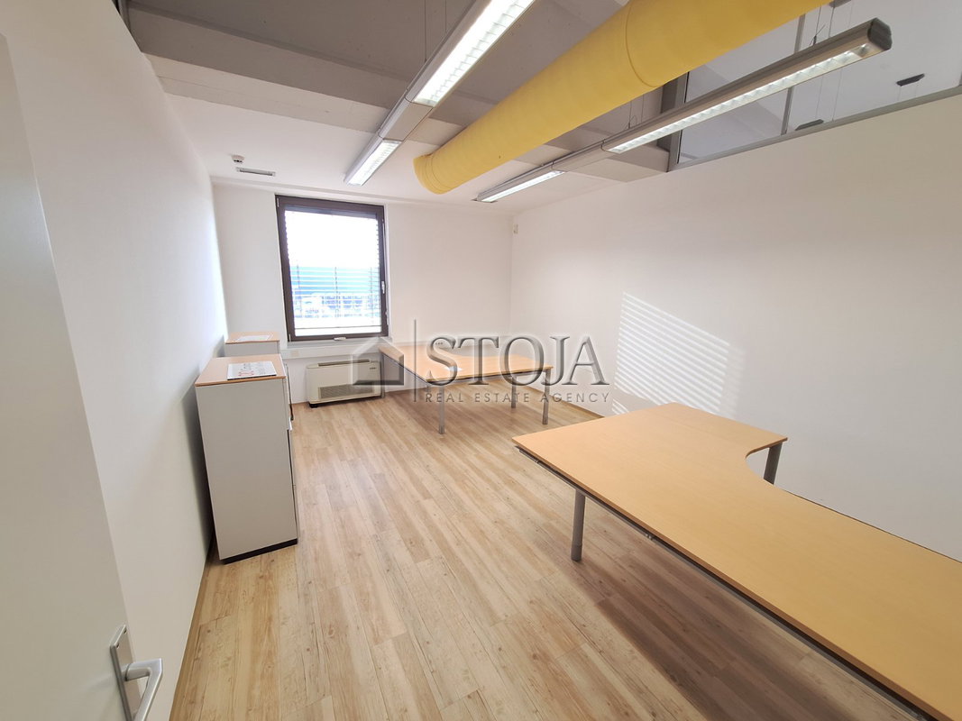 Location: Ljubljana mesto, Moste-Polje, BTC