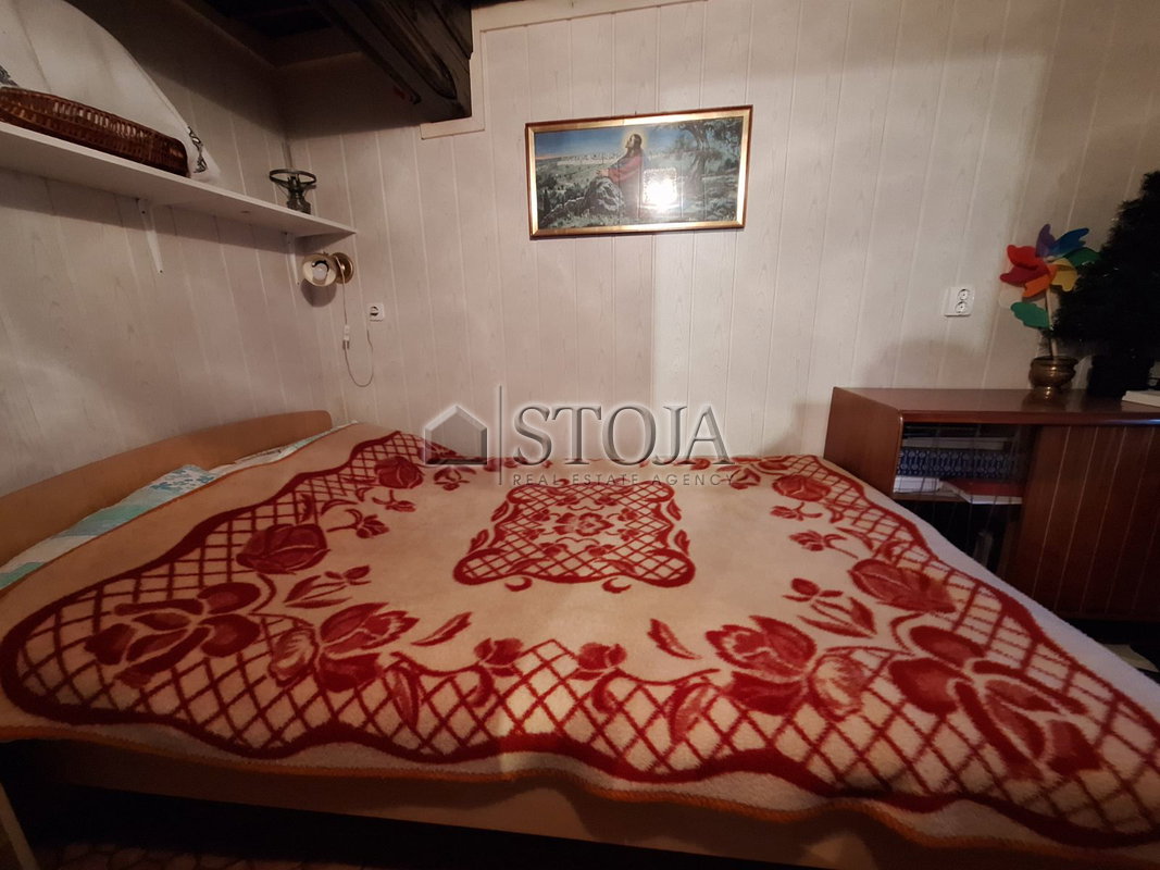 Lokacija: Gorenjska, Škofja Loka, Javorje