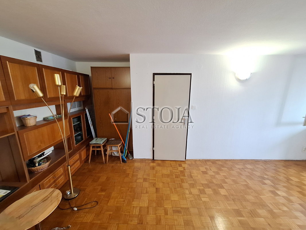 Lokacija: Ljubljana mesto, Šiška, Sp. Šiška