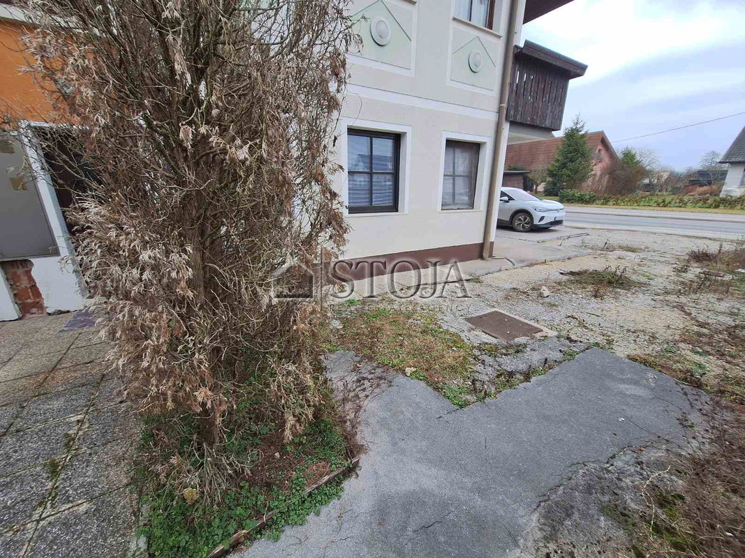Lokacija: Ljubljana mesto, Vič-Rudnik, Črna vas