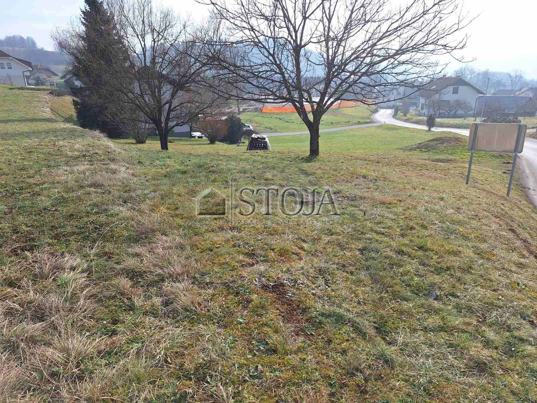 Lokacija: Ljubljana okolica, Ivančna Gorica, Gabrovka pri Zagradcu