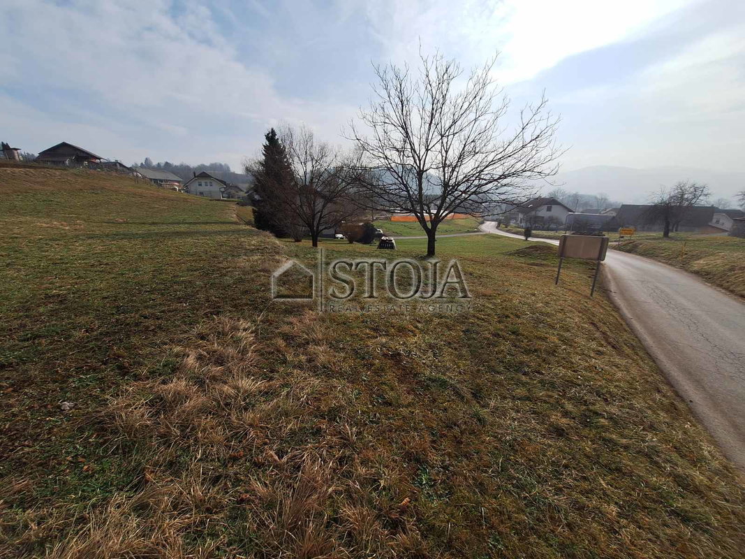 Lokacija: Ljubljana okolica, Ivančna Gorica, Gabrovka pri Zagradcu