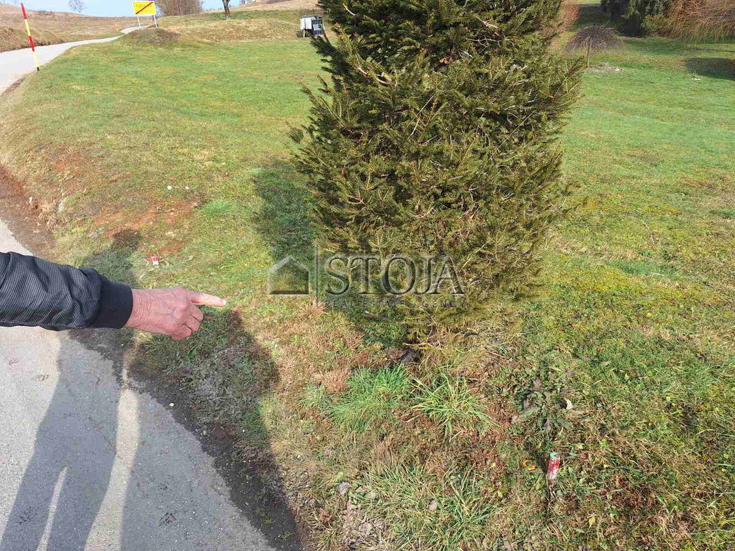 Lokacija: Ljubljana okolica, Ivančna Gorica, Gabrovka pri Zagradcu