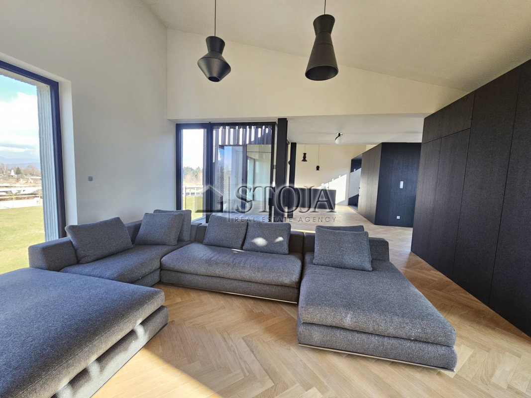 Location: Ljubljana mesto, Bežigrad, Bežigrad