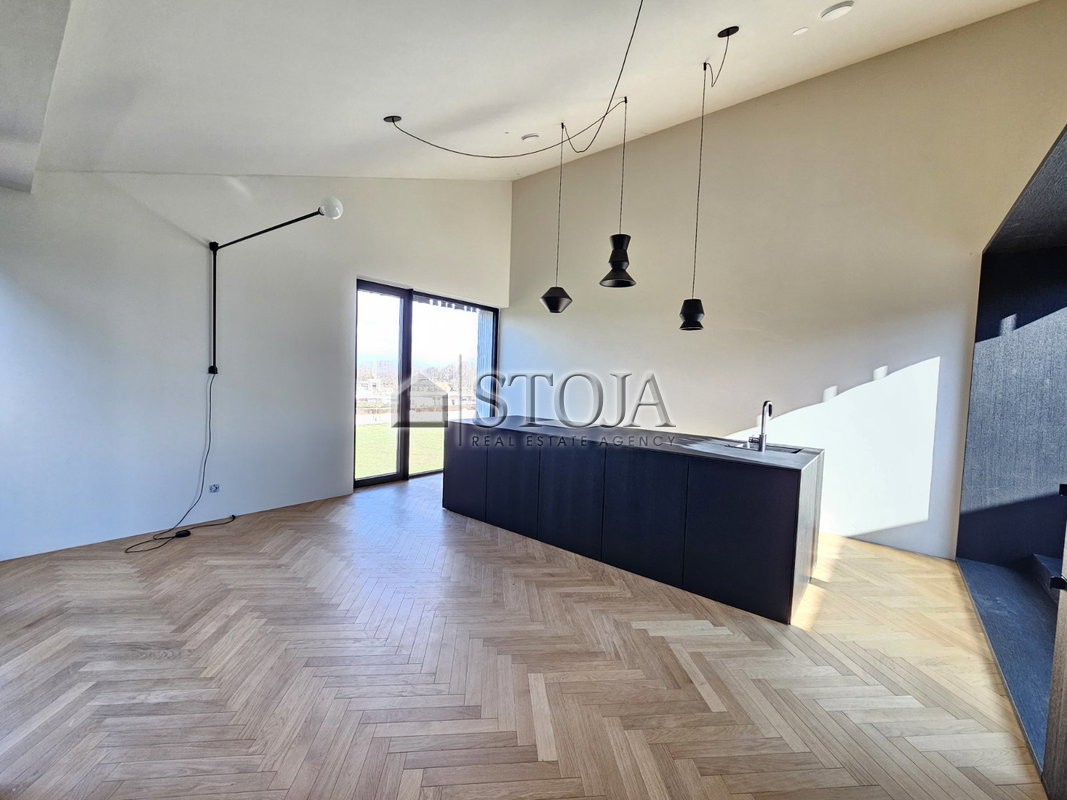 Location: Ljubljana mesto, Bežigrad, Bežigrad