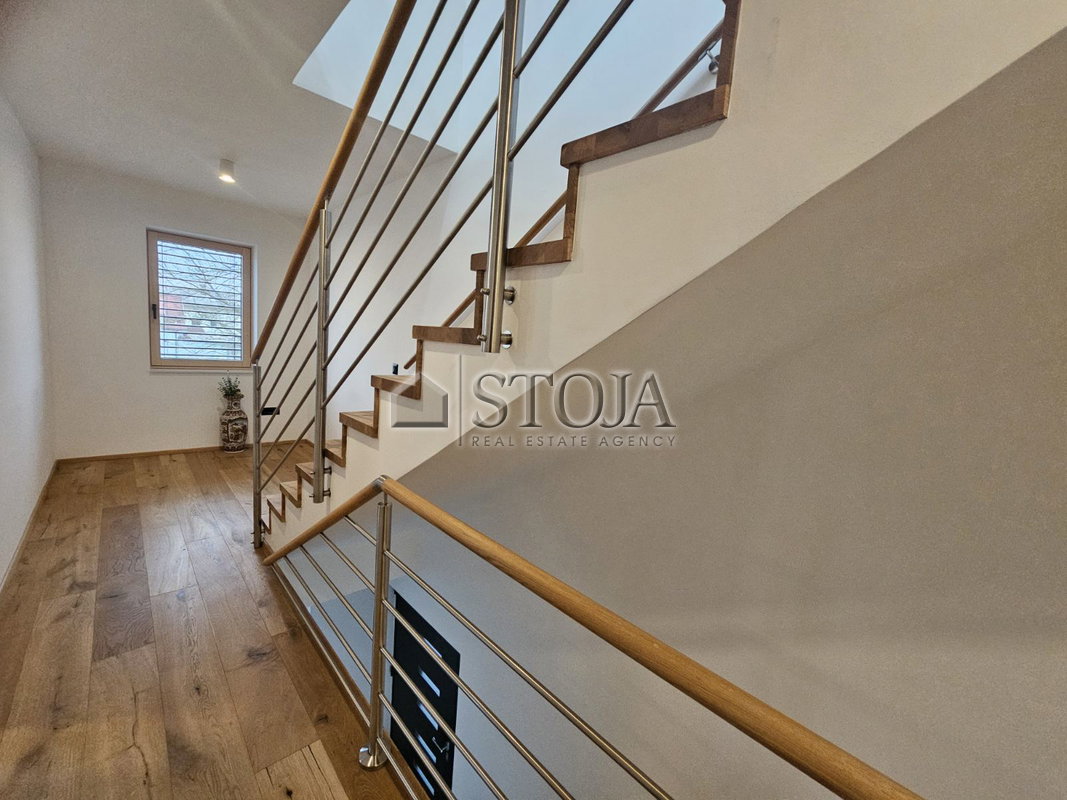 Lokacija: Ljubljana mesto, Vič-Rudnik, Rudnik