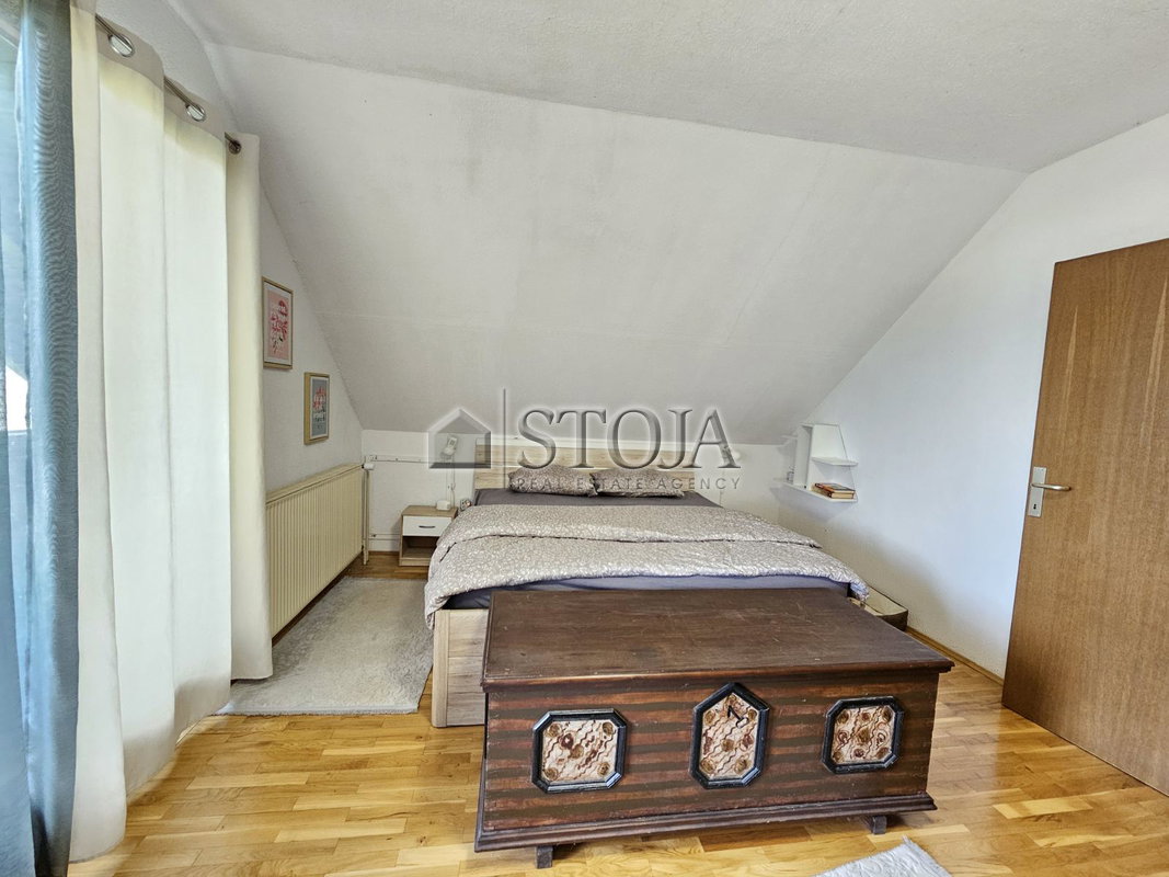 Lokacija: Gorenjska, Žirovnica, Žirovnica