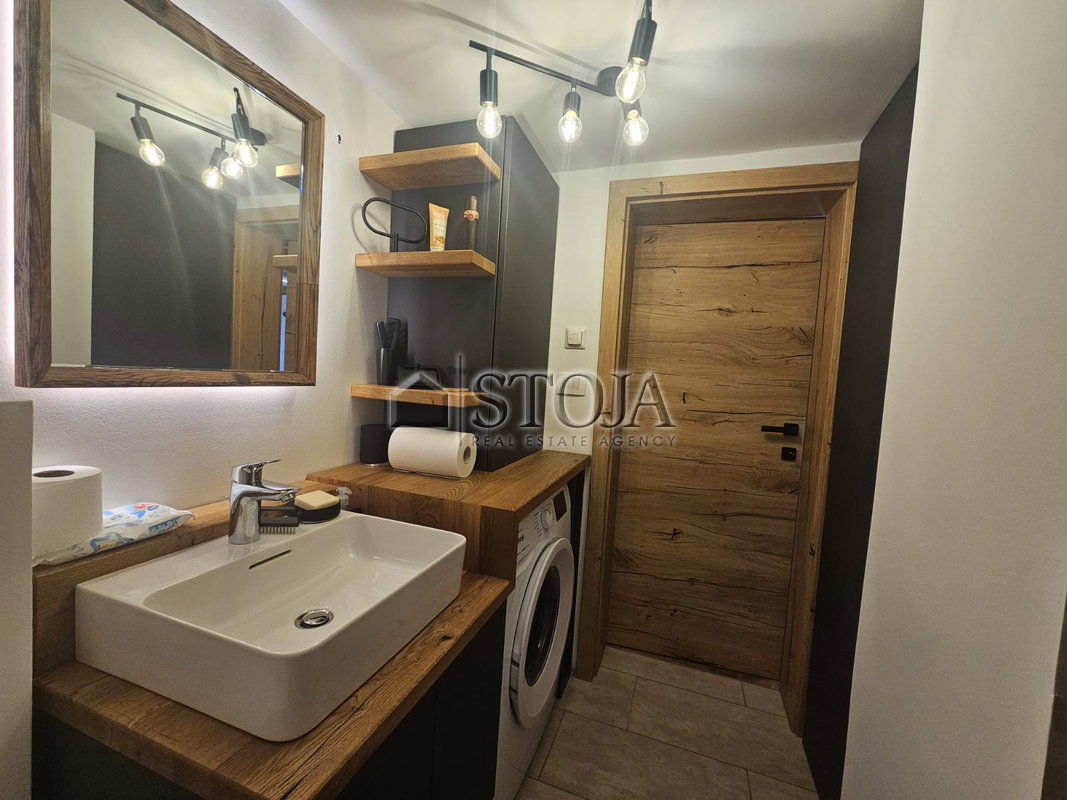 Location: Gorenjska, Cerklje na Gorenjskem, Apno