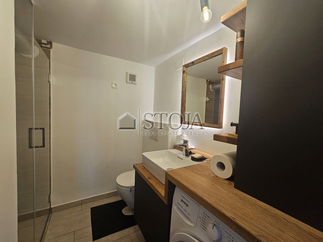 Location: Gorenjska, Cerklje na Gorenjskem, Apno