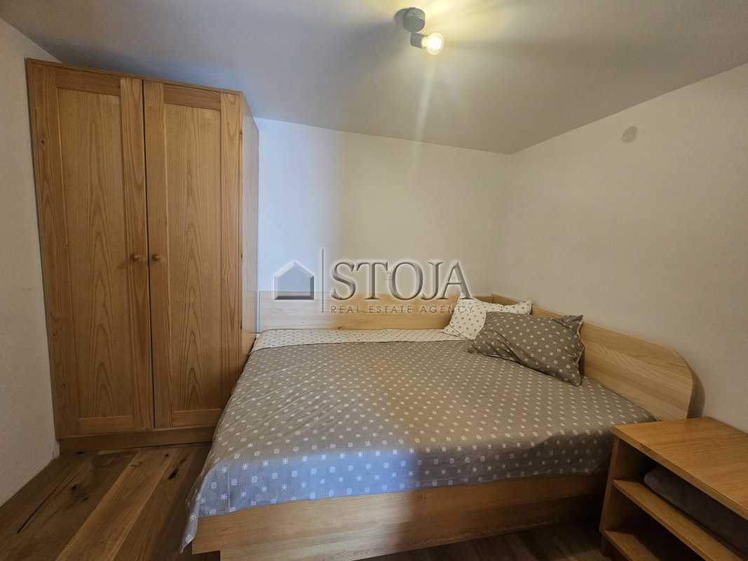 Location: Gorenjska, Cerklje na Gorenjskem, Apno