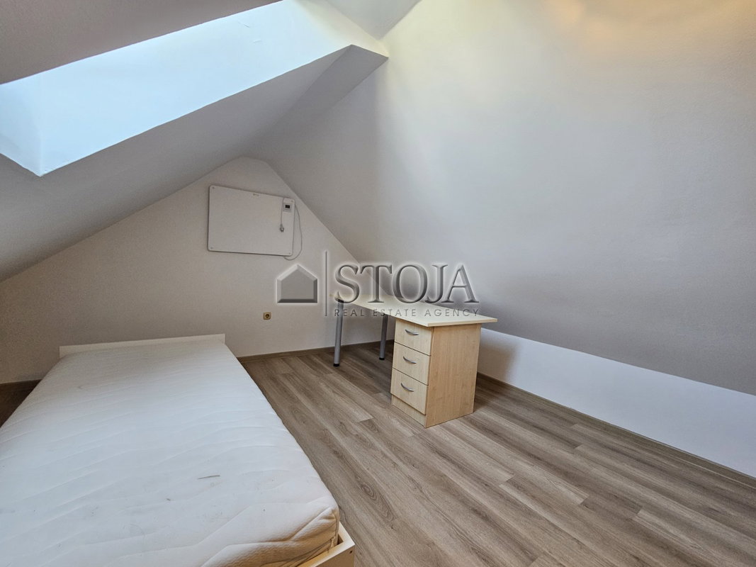 Lokacija: Ljubljana mesto, Šiška, Šiška