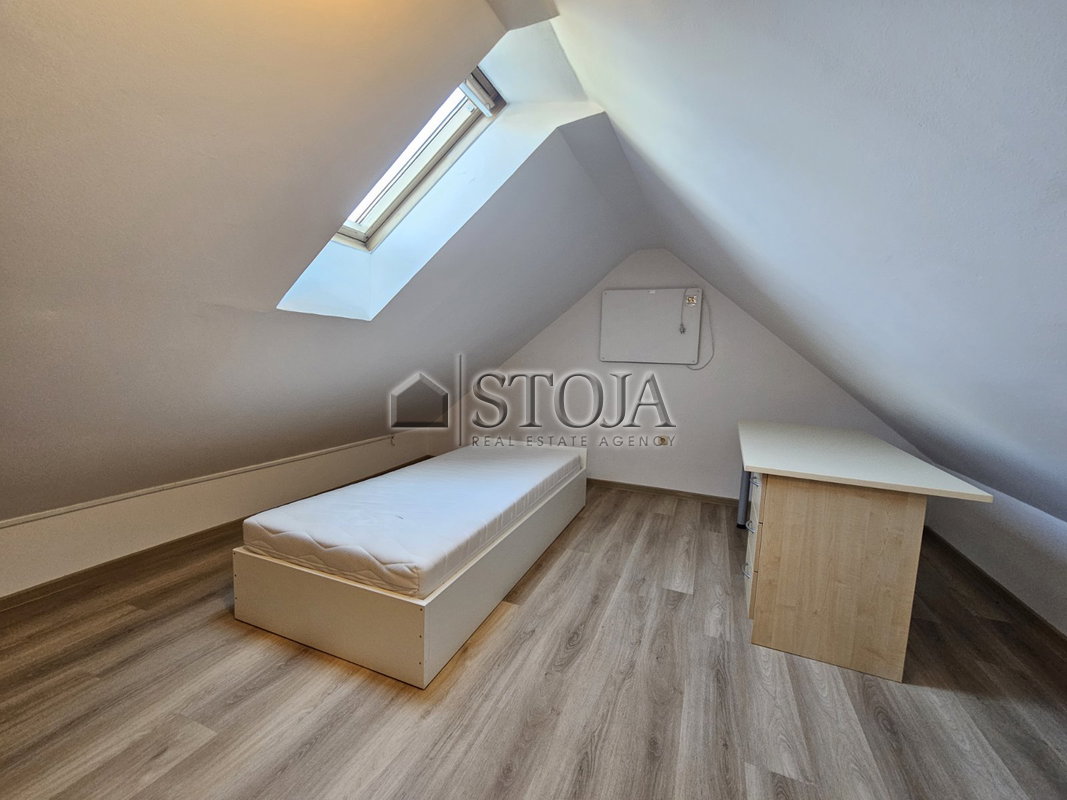 Lokacija: Ljubljana mesto, Šiška, Šiška
