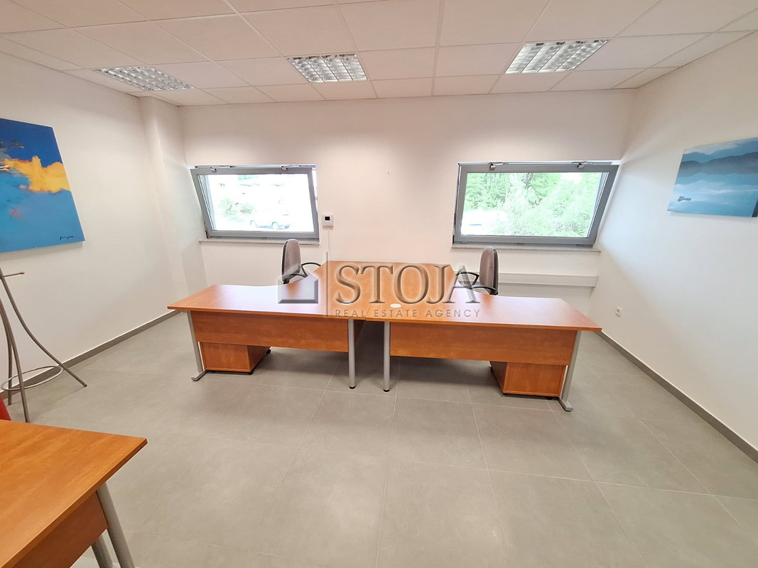 Lokacija: Ljubljana okolica, Logatec, Logatec