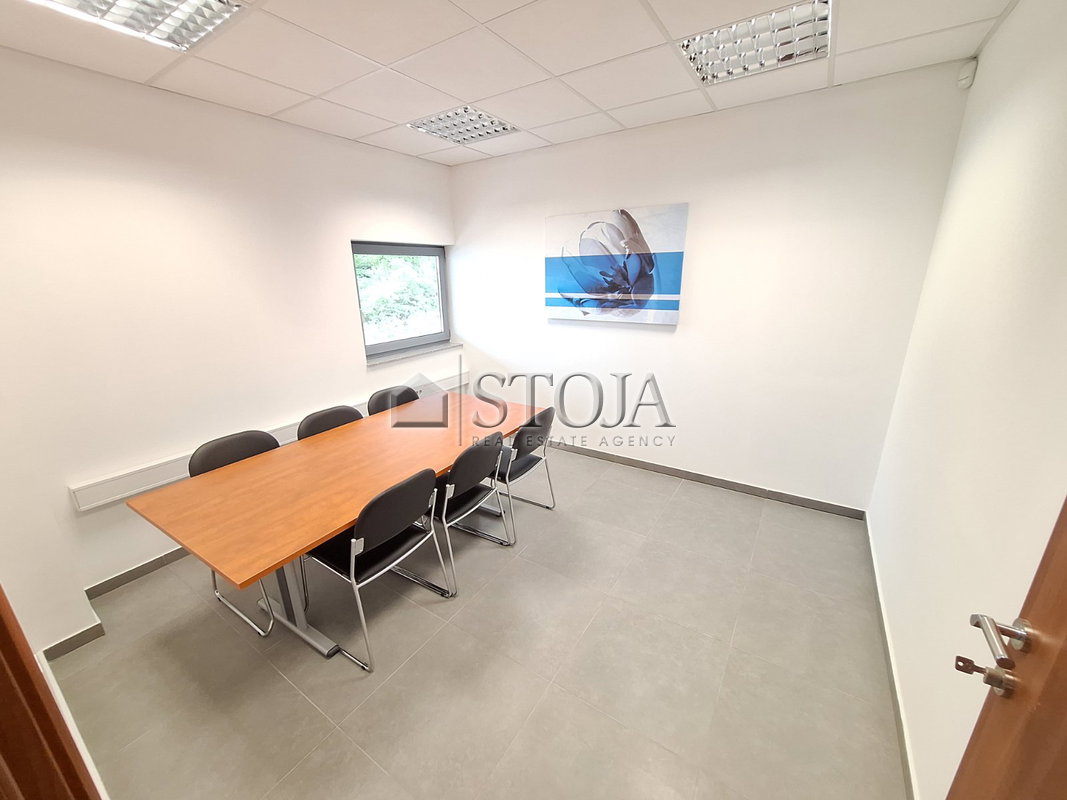 Lokacija: Ljubljana okolica, Logatec, Logatec