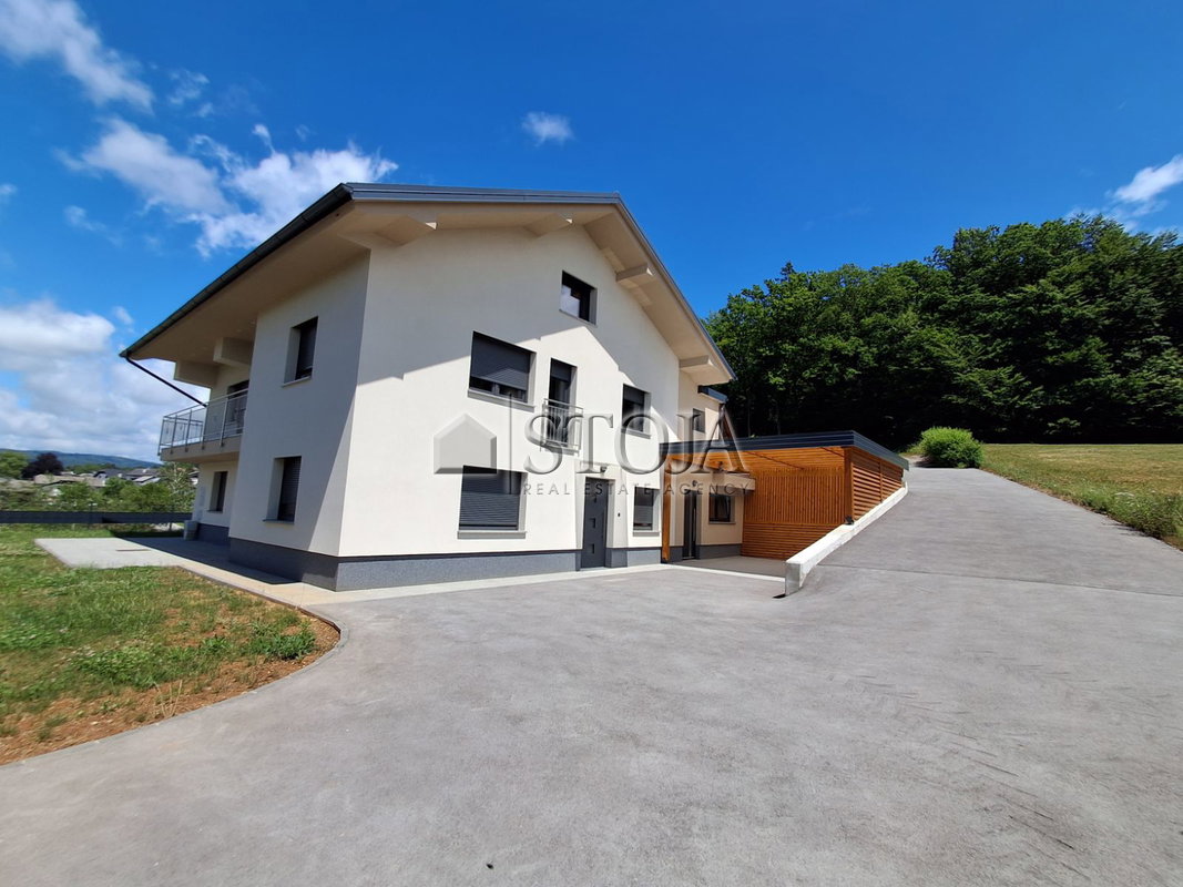 Location: Ljubljana okolica, Ivančna Gorica, Ivančna Gorica