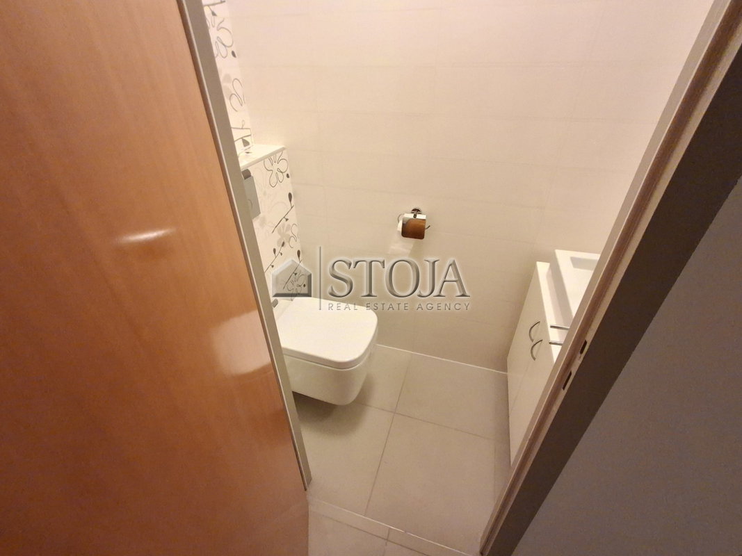 Lokacija: Ljubljana mesto, Bežigrad, Bs3