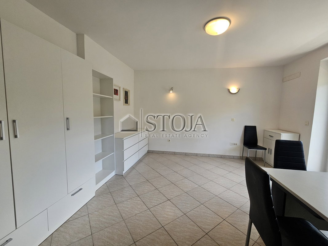 Location: Ljubljana mesto, Šiška, Šiška