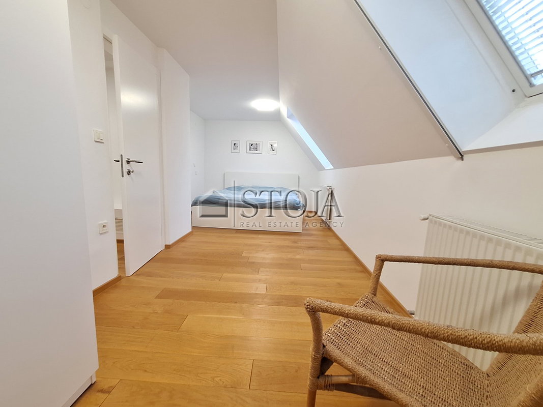 Lokacija: Ljubljana mesto, Šiška, Podutik