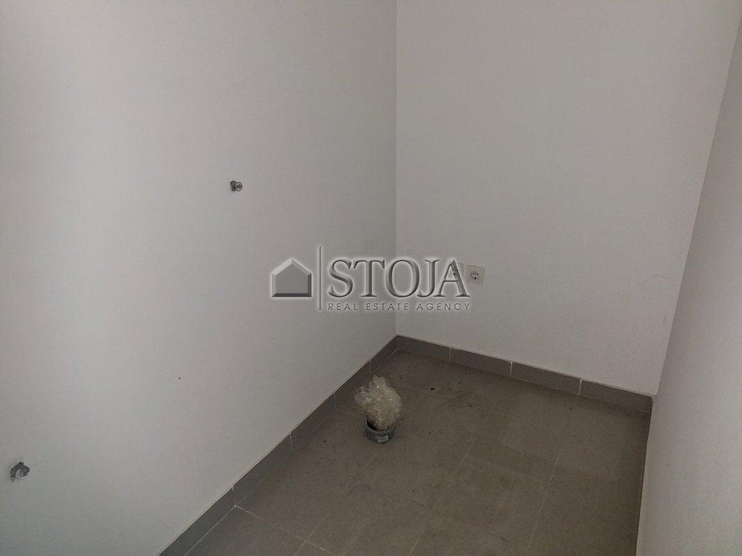 Location: Ljubljana okolica, Domžale, Zgornje Jarše