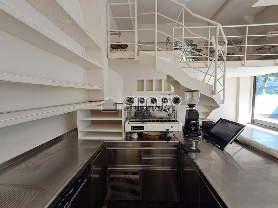 Lokacija: Ljubljana mesto, Center, Center