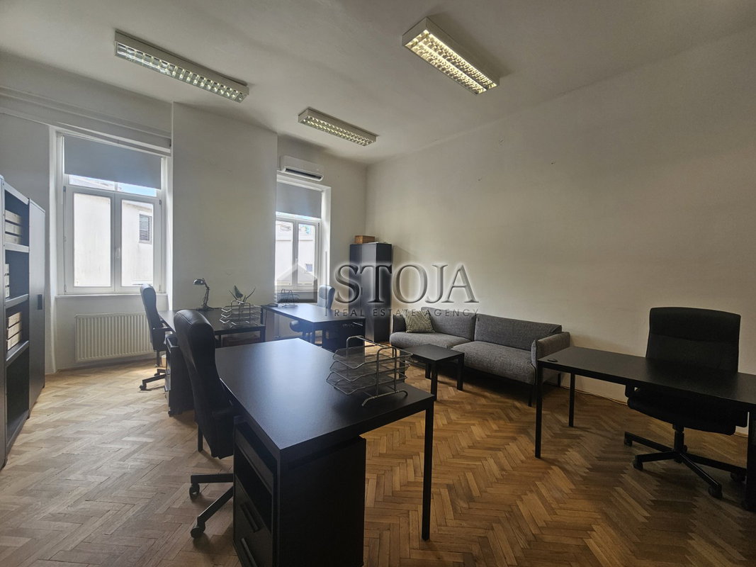 Lokacija: Ljubljana mesto, Center, Center