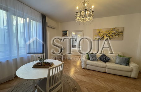Lokacija: Ljubljana mesto, Center, Center